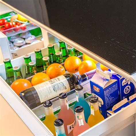 Thanks into the good standing of touch of modern fridges coffee table, a complete space has continued to develop on the market, in which the only marketable product is these appliances. Refrigerator Coffee Table - Unicun