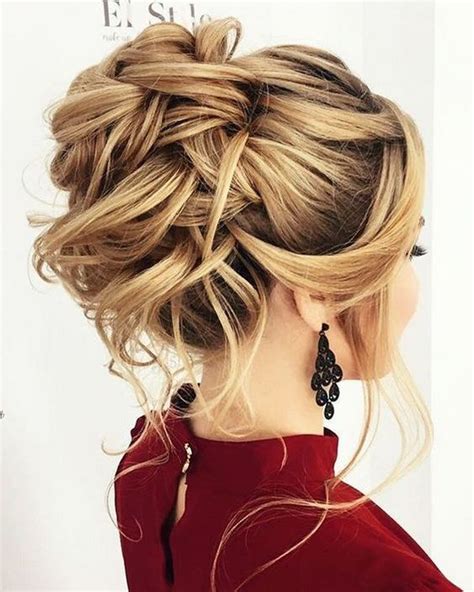 10 Updos For Medium Length Hair From Top Salon Stylists Pop Haircuts