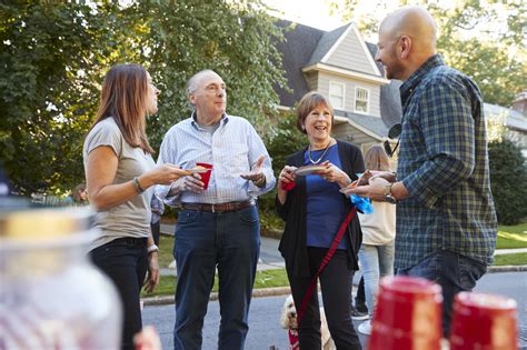 Tips For Being A Good Neighbor A Guide For Homeowners Lateet