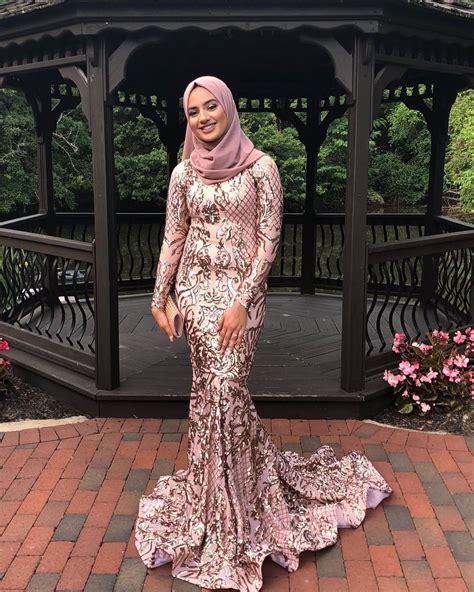 Pin On Muslimah And Modest Prom