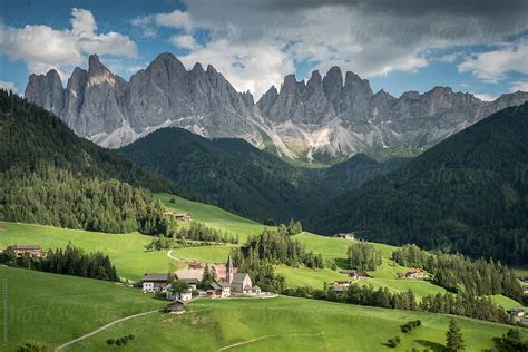 Santa Magdalena Church Paints A Fairytale Picture Dolomites Italy
