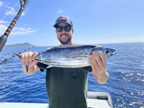 My Diamond off of Diamond Head. Split Jack Tuna : r/Fishing