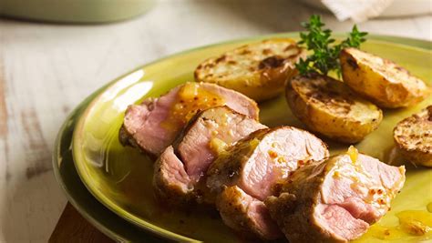 Como Preparar Solomillo De Cerdo Al Horno - Solomillo de cerdo con patatas al horno