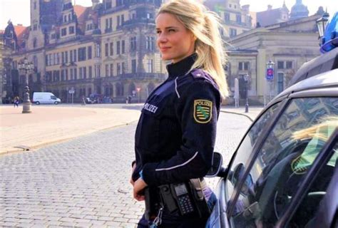 People Are Outraged By The Ultimatum This German Policewoman Received Page 22 New Arena
