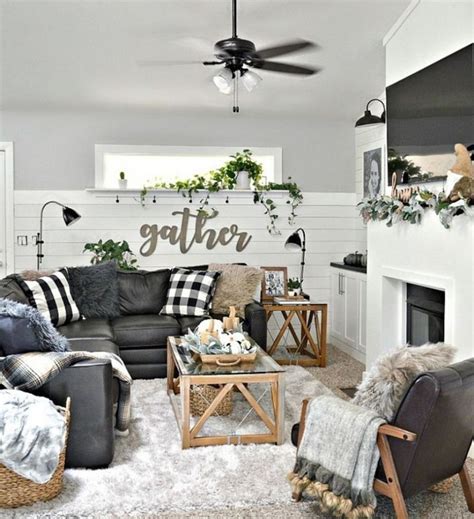 34 Inspiring Beachy Farmhouse Living Room Decor Ideas Hmdcrtn