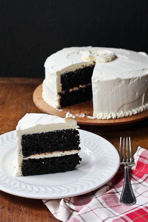I used the wilton hello kitty pan to make the cake. The Merry Gourmet chocolate cake with vanilla buttercream ...