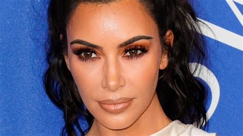 Kim Kardashian Shows Off Dramatic Weight Loss In Bodycon Dress