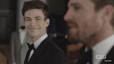 Get Yourself A Man Who Looks At You Like Barry Looks At Oliver Rflashtv