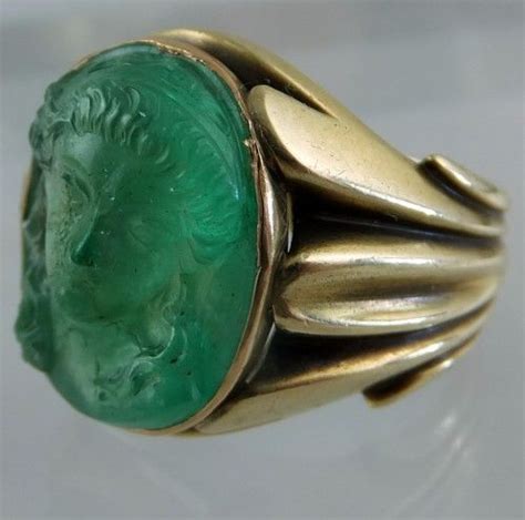 Emerald Cameo Ring Peterszuhay