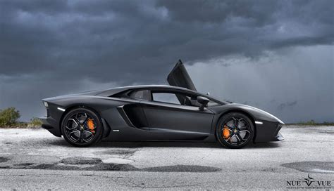 A Glorious Black Lamborghini Aventador Gallery Autofluence