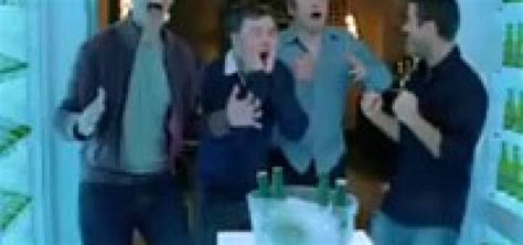 Codzienne losowania wyjazdów z okresu od 01.03.2021 do 30.06.2021. Heineken Werbung - Begehbarer Kühlschrank und mehr…