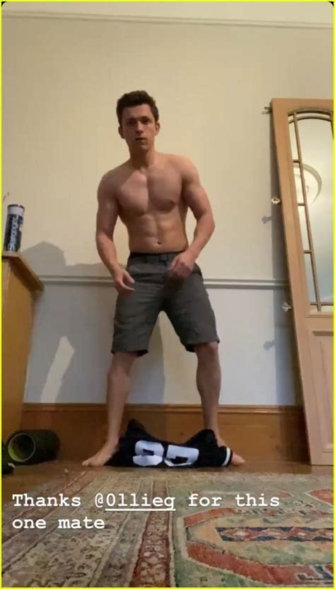 Tom Holland Shows Off Muscular Body While Doing Handstand Challenge Photo 1292075 Photo