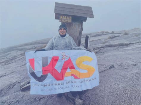 Cuaca Sejuk Dingin Bukan Penghalang Tawan Puncak Gunung Kinabalu