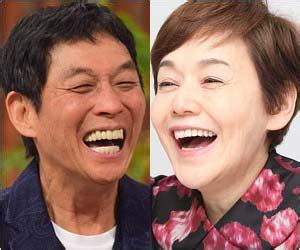 このままじゃダメだ, このままじゃ中に入れない, このままじゃシマ失くすぜ, このままじゃ駄目ね, この街はまだ悪い状況じゃないわ. 明石家さんま&大竹しのぶ『明石家紅白!』でデュエット曲披露 ...