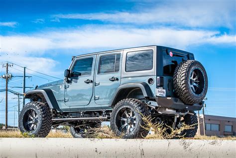 Insane Off Road Mods On Tough Jeep Wrangler Unlimited Carid Com Gallery