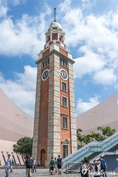 Usually used as an auspicious saying for the lunar new year. 四時 (しじ, よじ) - Japanese-English Dictionary - JapaneseClass.jp