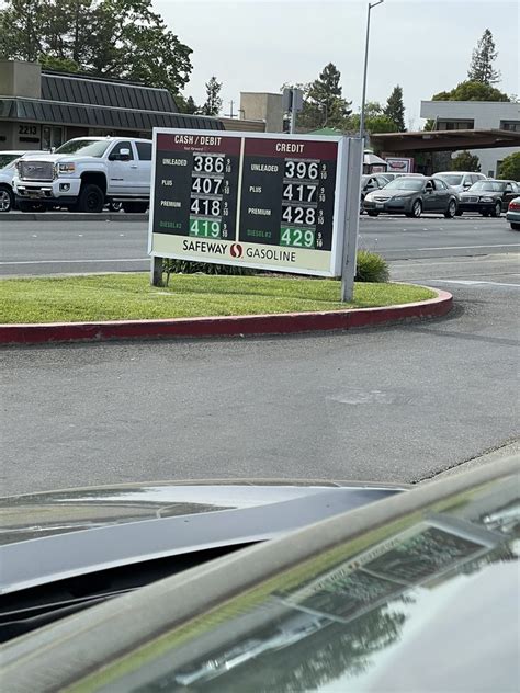 Safeway Gas Station Updated May 2024 13 Reviews 2200 Mendocino