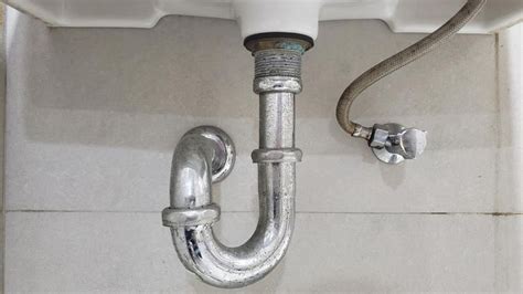 How To Fix A Leaking Toilet Forbes Home