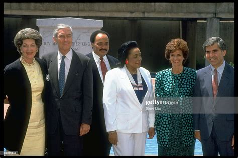 Presidential Candidate Michael Dukakis Wife Kitty Dukakis Coretta News Photo Getty Images