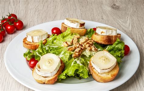 Salade de chèvre chaud au miel