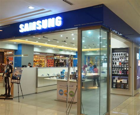 Samsung Concept Store Telecommunications Digital Gurney Plaza