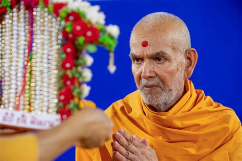 13 June 2021 Hh Mahant Swami Maharajs Vicharan Nenpur India