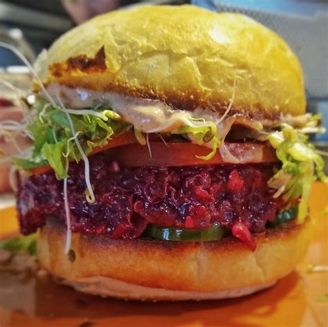 Veggie Burger Coming In Under 300 Calories Rhealthyfood