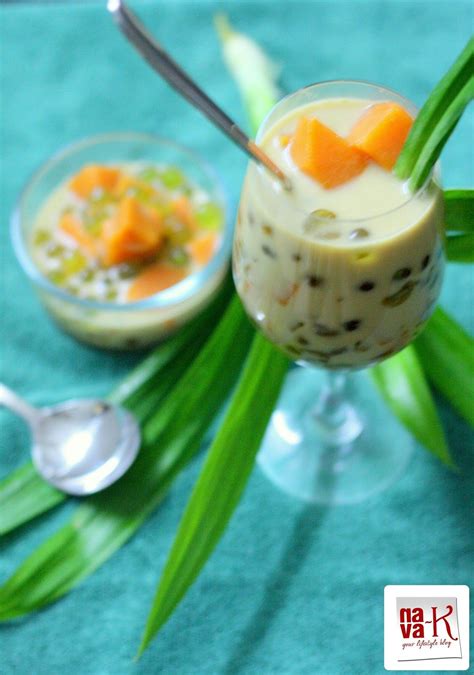 Masak di atas api perlahan, dan kacau dengan kerap supaya santan tidak berketul. Bubur Cha Cha (Sweet Potato And Sago In Coconut Milk ...