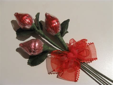 Hersheys Kisses Roses Tutorial For Valentines Day These Are Easy To