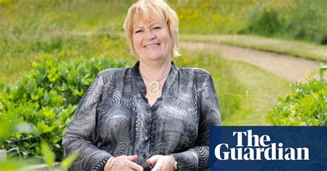sue biggs rhs it s a confidence issue about daring to dream women in leadership the