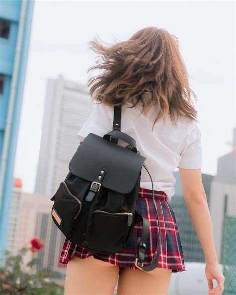 Short skirts>> | Scrolller