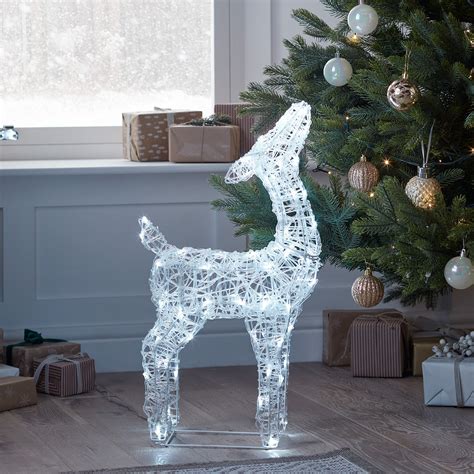 Swinsty Doe And Fawn Acrylic Light Up Reindeer 24v Uk