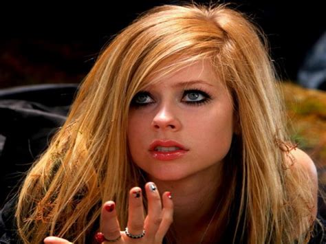 Avril Lavigne Naked Avril Lavigne Video Fanpop