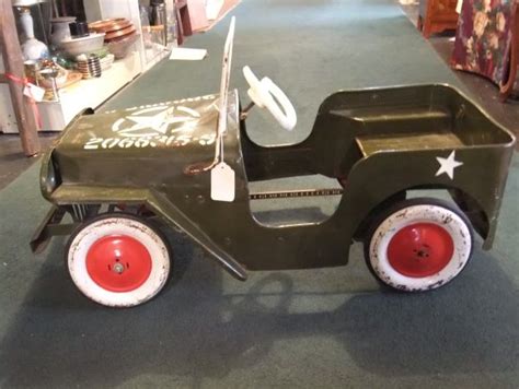 Listed District 185 Vintage Military Jeep Pedal Car