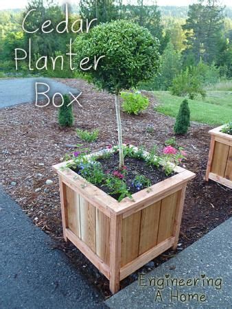 These cedar planter box plans use a snapfence frame that literally snaps together, making this a simple build even for new diyers. Cedar Planter Boxes | Do It Yourself Home Projects from ...