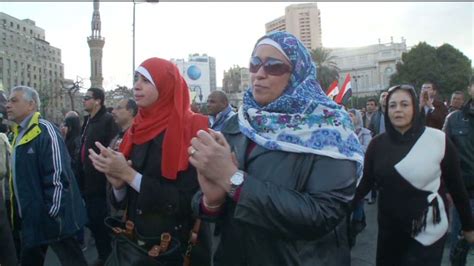 Bodyguards Help Protesting Egypt Women Cnn