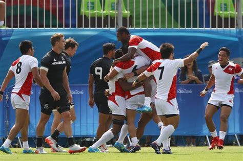 The springboks and new zealand's national rugby team, the all blacks, have a long tradition of intense and friendly sporting rivalry. 日本男子、7人制ラグビー大金星に世界も衝撃 NZ紙「まるで昨年 ...