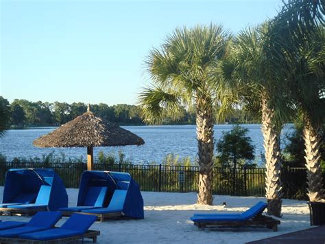 A sandy beach in Orlando, it can only be Bahama Bay! White soft sand