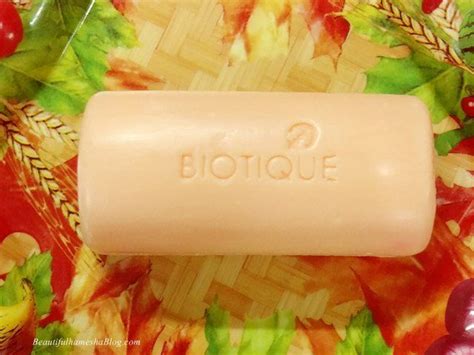Biotique Bio Orange Peel Revitalizing Body Soap Review