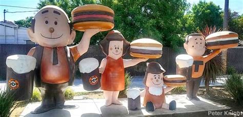 As well as its world famous root beer, a&w serves traditional american fare to customers across north america and further afield. Lodi, CA - A&W Burger Family