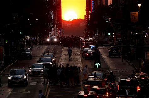 Theres Still Time To See Manhattanhenge Sunset Abc News