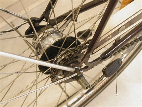 • alle wichtigen daten sind gespeichert und immer abrufbar. Hercules Herren-Tourenrad Bj. 1981 weitgehend im Original ...