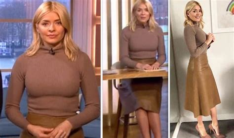 Qvc Underwear Ad Causes A Storm Thanks To This Very Unfortunate Wardrobe Malfunction Style