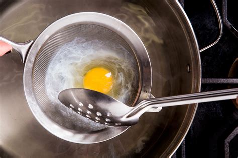 How To Poach An Egg In 5 Easy Steps Epicurious