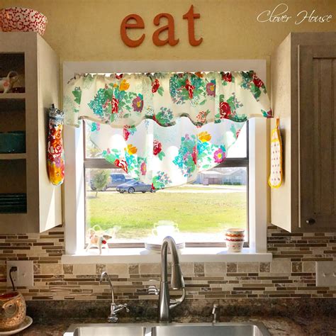 Clover House: My Pioneer Woman Collection