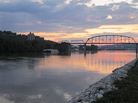 A state of the united states. 10 Things Everyone In West Virginia Should Avoid At All Costs