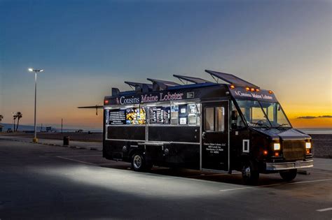 Coffee carts, shaved ice carts, tamales carts, hotdog carts, produce trucks, ice cream trucks, lunch trucks and gourmet trucks. 25+ Food Trucks in San Diego North County (Master List) | YNC