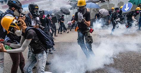 hong kong protesters clash with police after defying ban the new york times