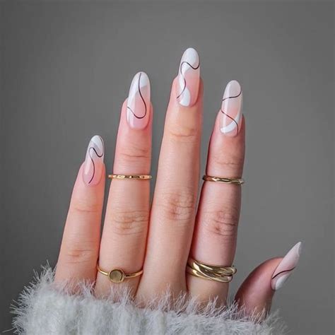 Try Attractive Line Nail Designs Simple And Creative