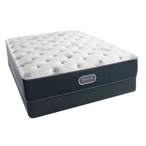 I normally don't buy firm, i am more of a medium plush to firm person by i do need some plush feel. Beautyrest Silver - Mattress Reviews | GoodBed.com